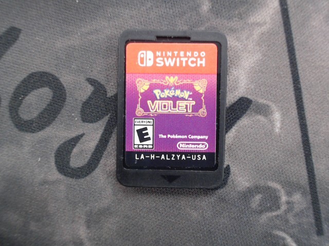Jeu de pokemon violet sur switch