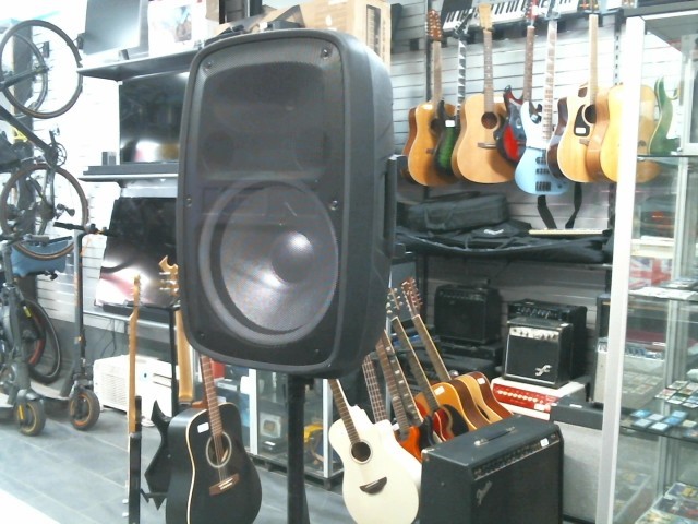 Haut parleur ion glow 3 with stand