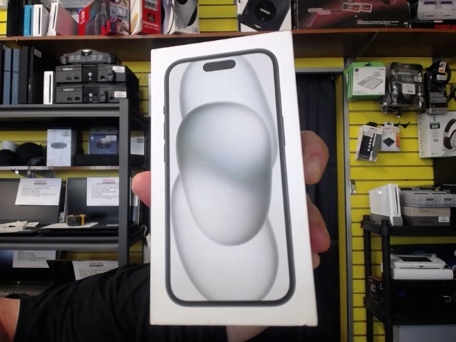 Iphone 15 128go pile 100% comme neuf