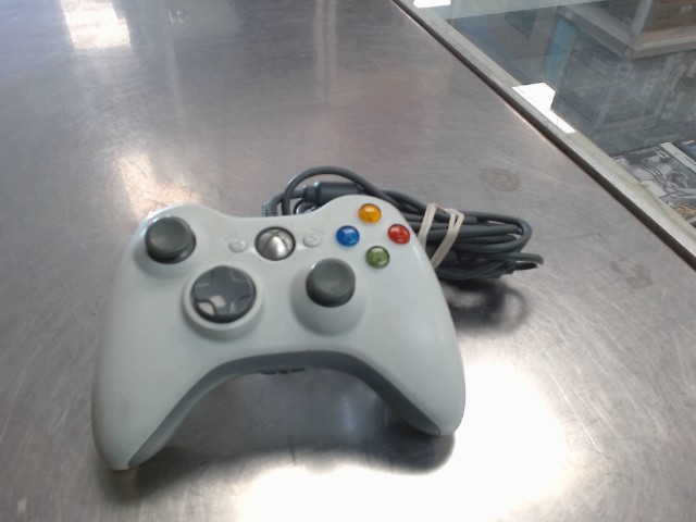 Manette de xbox 360 avec fils