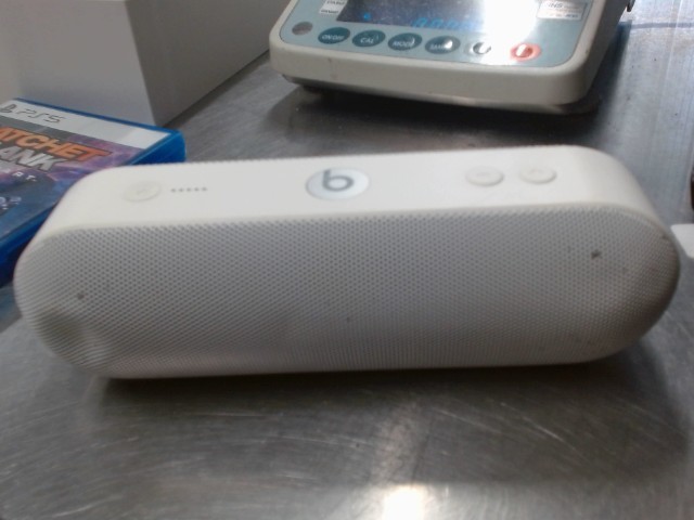 Enceinte beats blanche