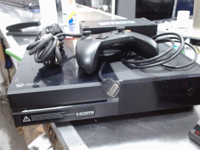 Xbox one + manette + acc