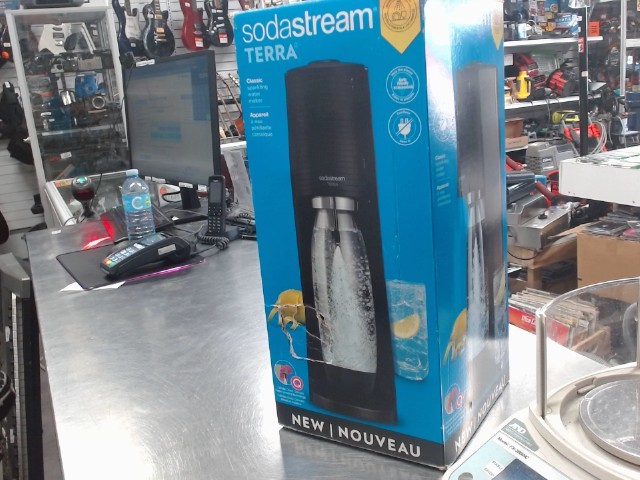 Classic new in open box soda-stream