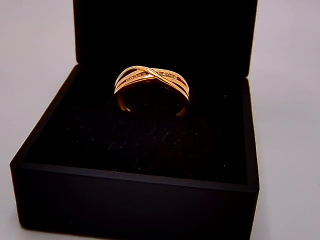 BAGUE EN OR 10KT