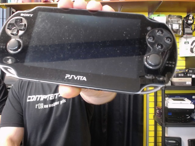 Ps vita avec chargeur et 4gb