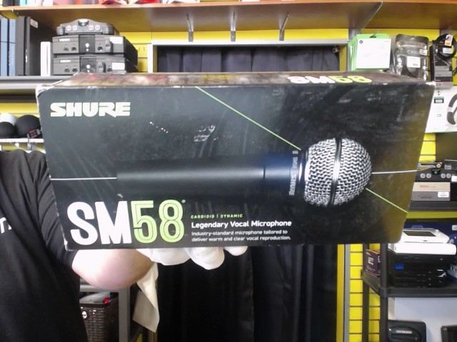 Microphone dans boite +fil xlr