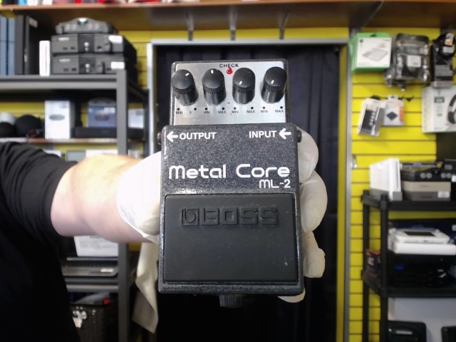 Pedale metal core
