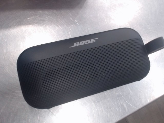 Speaker bluetooth