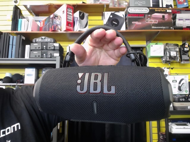Haut-parleur bluetooth comme neuf