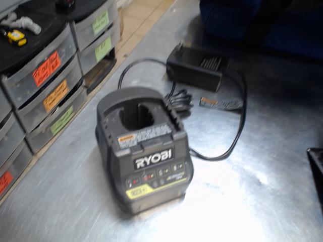 Chargeur ryobi