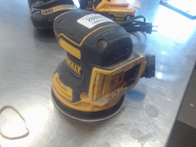 Sableuse a battery dewalt