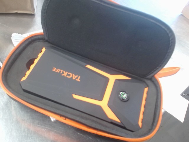Car jump starter 800a av acc+sac