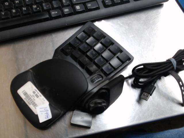 Clavier 1 main