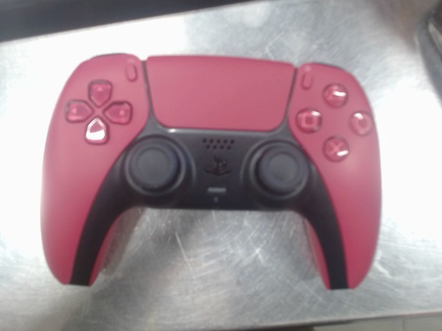 Manette rose rouge ps5