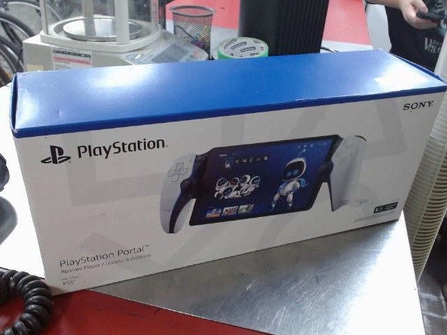 Ps5 portal avec acc en boite