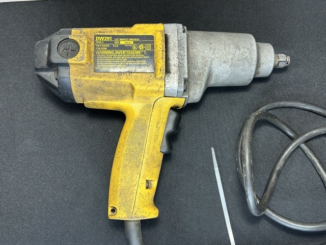 Impact dewalt 2700 bpm 120v