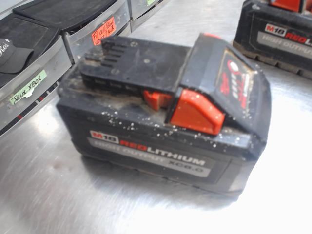 Batterie milwaukee 8ah