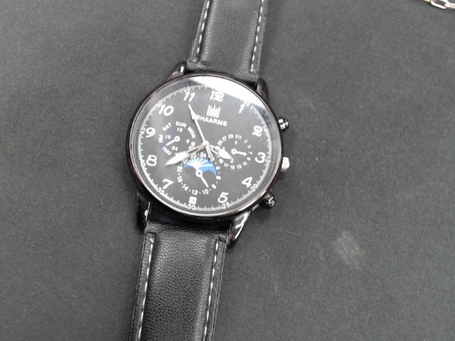Shaarms black watch no box