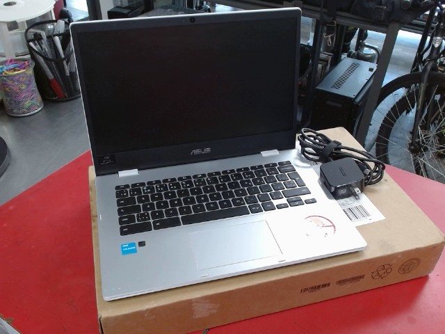 Chromebook celeron/4gb/32gb + chargeur