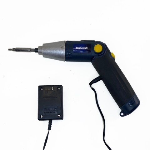 Screw driver electrique +charg