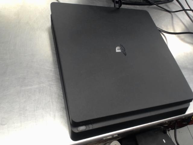 Console ps4 slim + fils