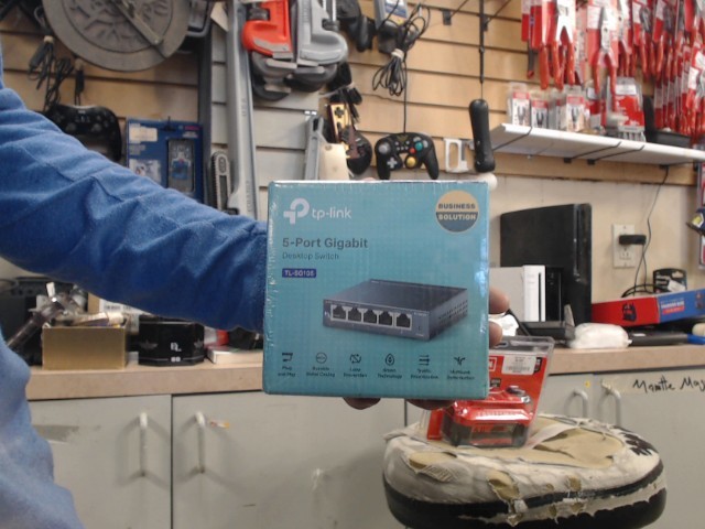 5 port gigabit neuf