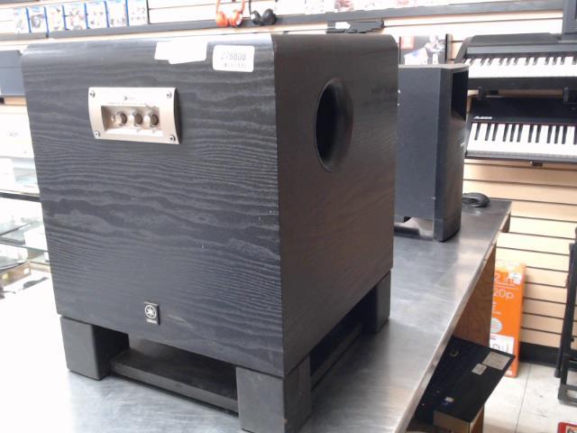 Subwoofer yamaha yst-sw800