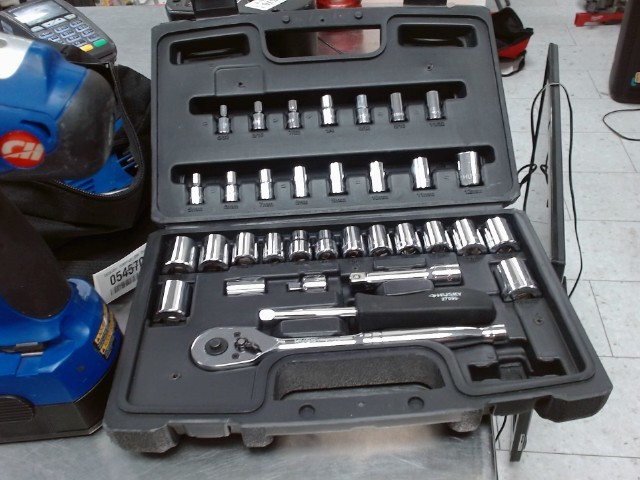 Kit de ratchet avec douille