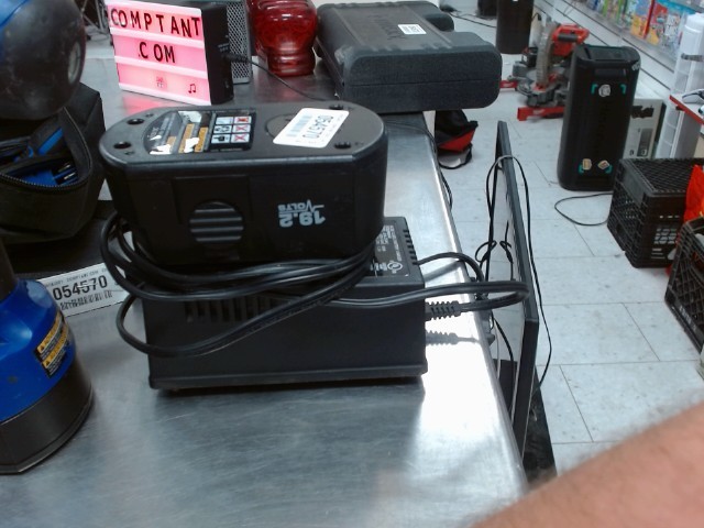 Batterie 19.2v avec chargeur