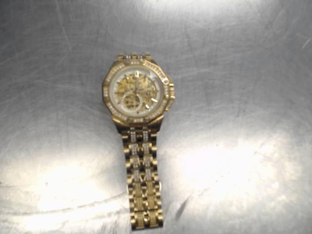 Montre bulova plaquer or+diamant sans bo