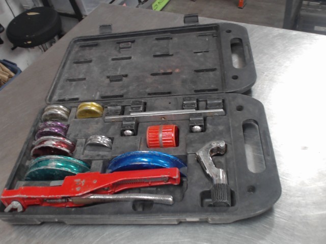 Kit universel tube bender dcase