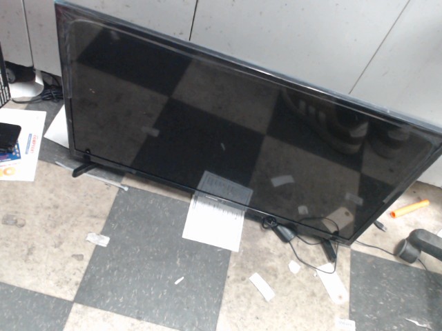Tele 32inch smart tv 2022 acc:120