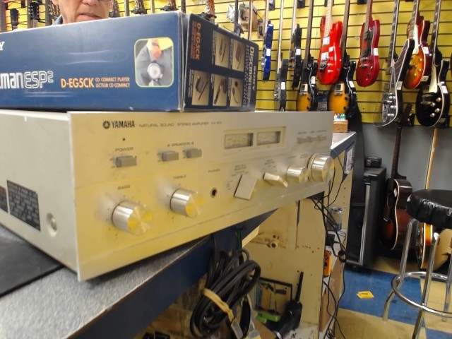 Natural sound stereo amplifier