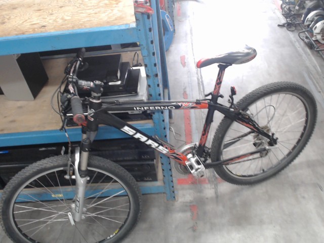 Velo montagne suspension avant