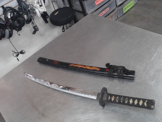 Katana decoratif