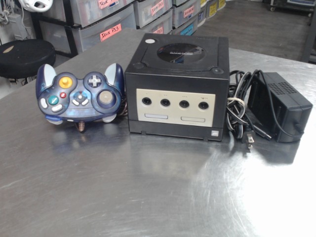 Console gamecube+1manette no fil rca
