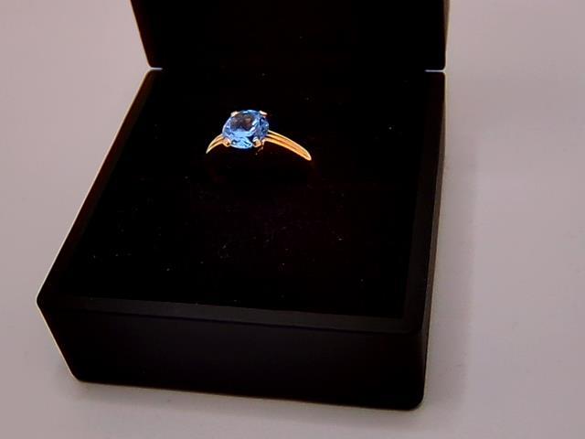 BAGUE EN OR 10KT