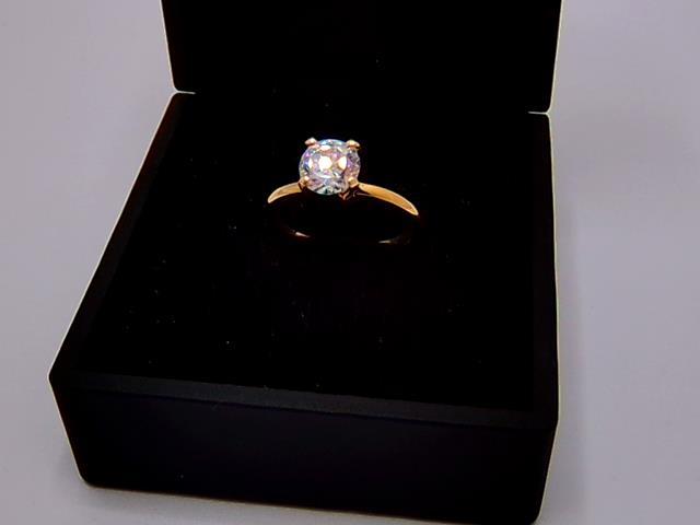 BAGUE EN OR 10KT