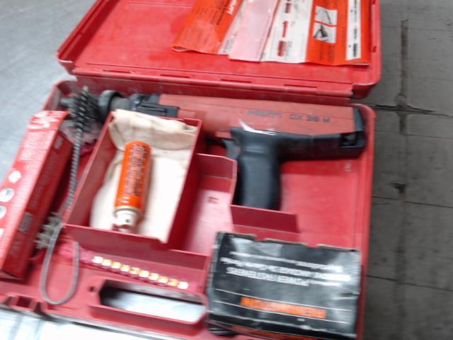 Outil hilti dans coffre