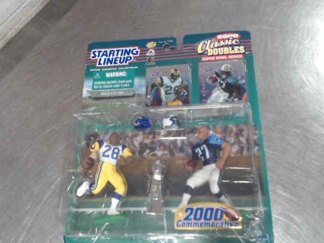 Starting lineup faulk + george figurines