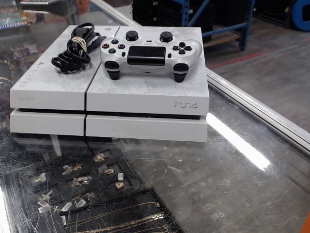 Playstation 4+man+fil