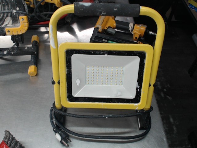 Lumiere de chantier