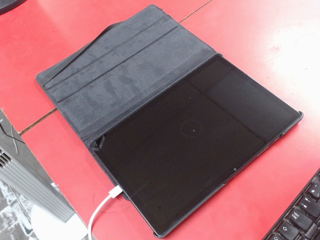 Galaxy tab a8+etui