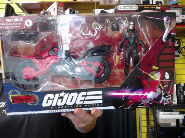 Figurine gi-joe baroness with cobra