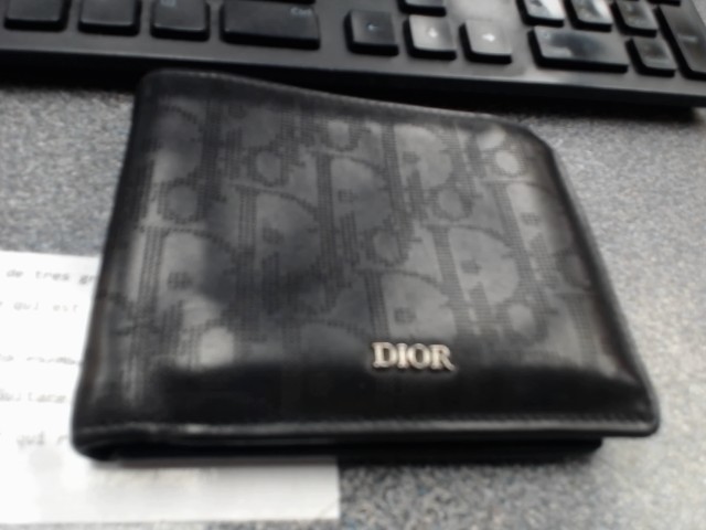 Men wallet black