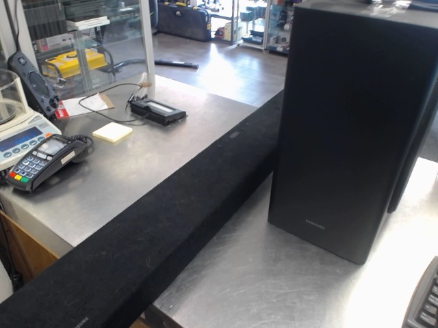 Soundbar samsung avec subwoofer+fil+man