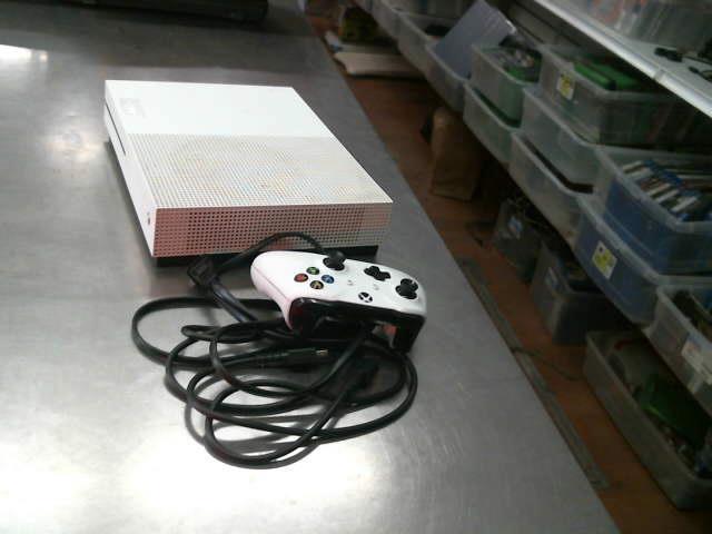 Console one s 500go + manette