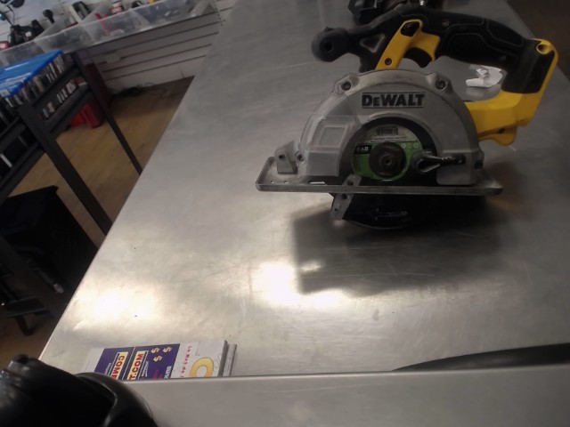 Scie ronde dewalt