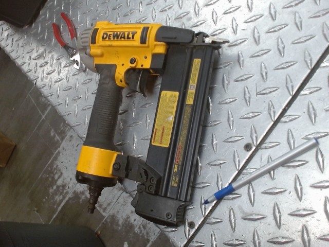 Dewalt brad nailer 5/8 - 2-/8