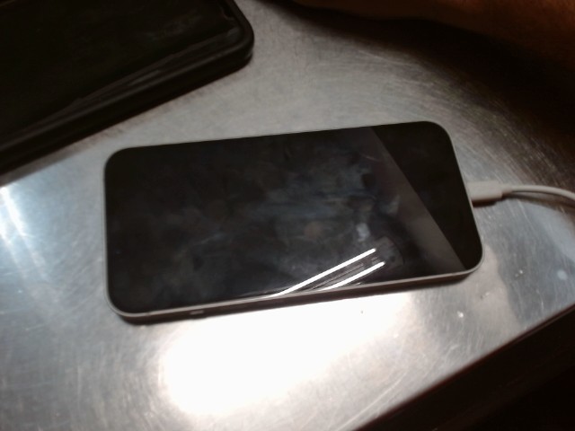 Iphone 13 128g blanc dans bo
